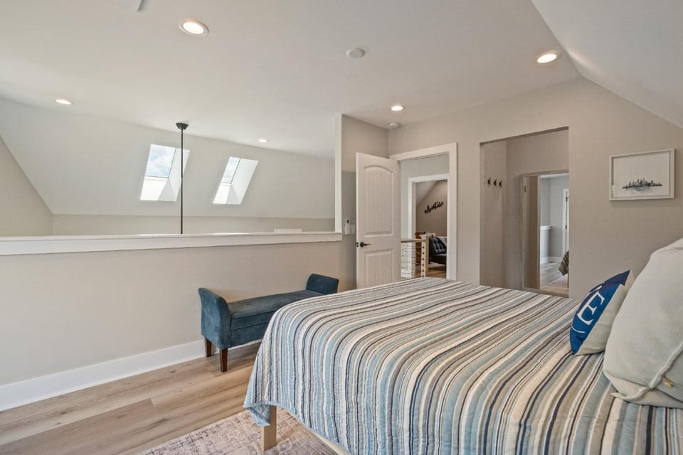 River Lofts - Onyx & Catawba Cottages House in Caldwell