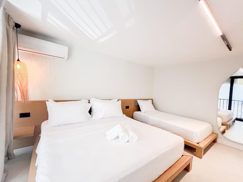Bed, air conditioner