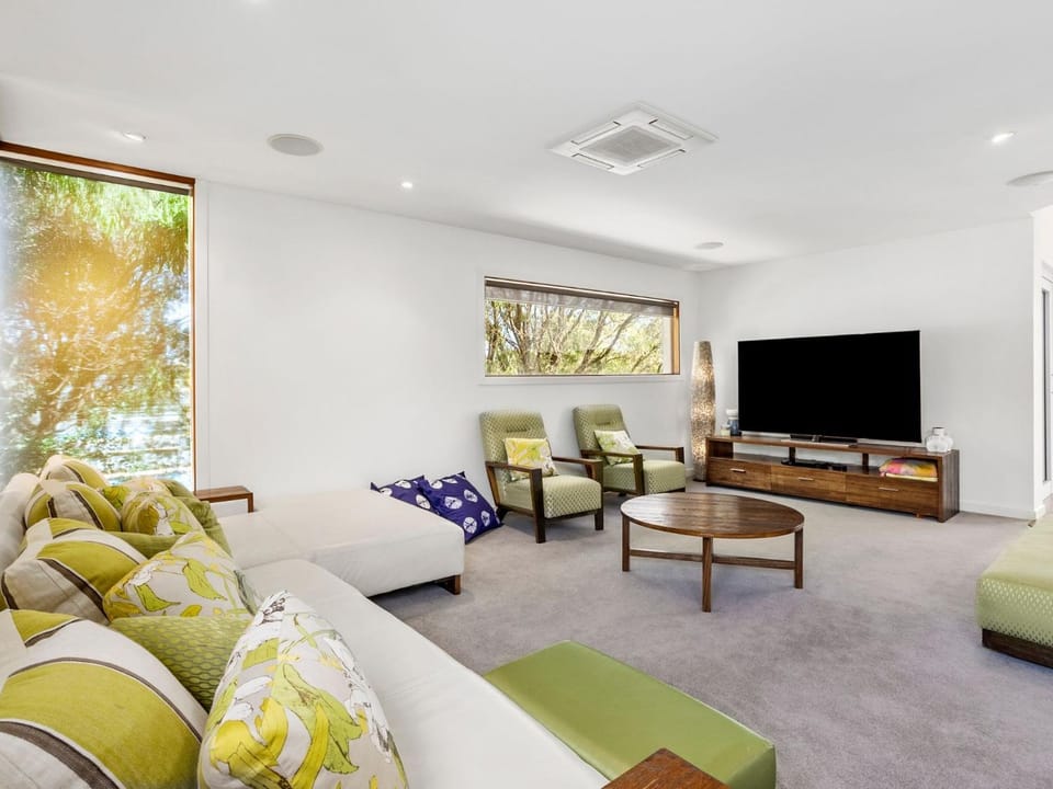 Saltwater Sorrento House in Melbourne Road