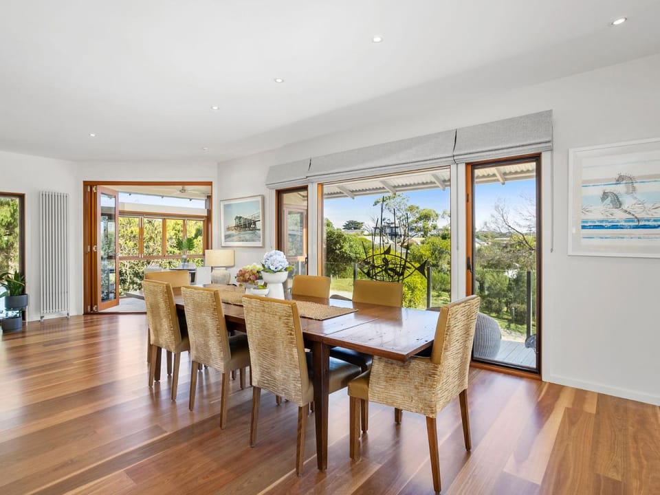 Saltwater Sorrento House in Melbourne Road