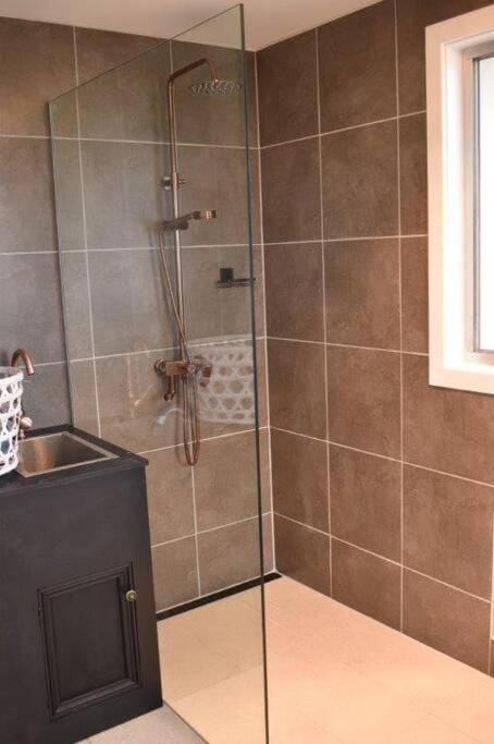 Birch Tree Studio Apartment in Braidwood