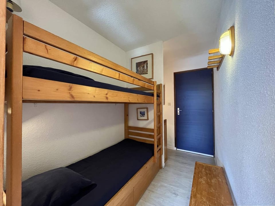 Location Studio 4 pers avec balcon à Plan Peisey - FR-1-757-105 Apartment in Bellentre
