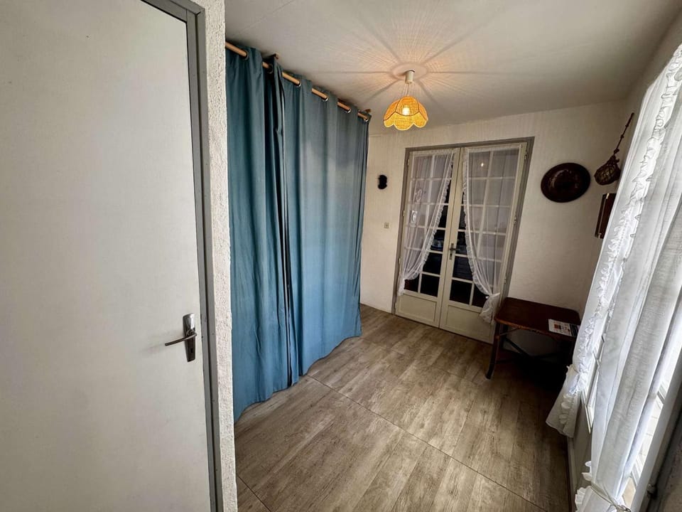 Maison 4 pièces près de la plage à Saint-Denis-d'Oléron, parking inclus - FR-1-246A-329 House in Nouvelle-Aquitaine