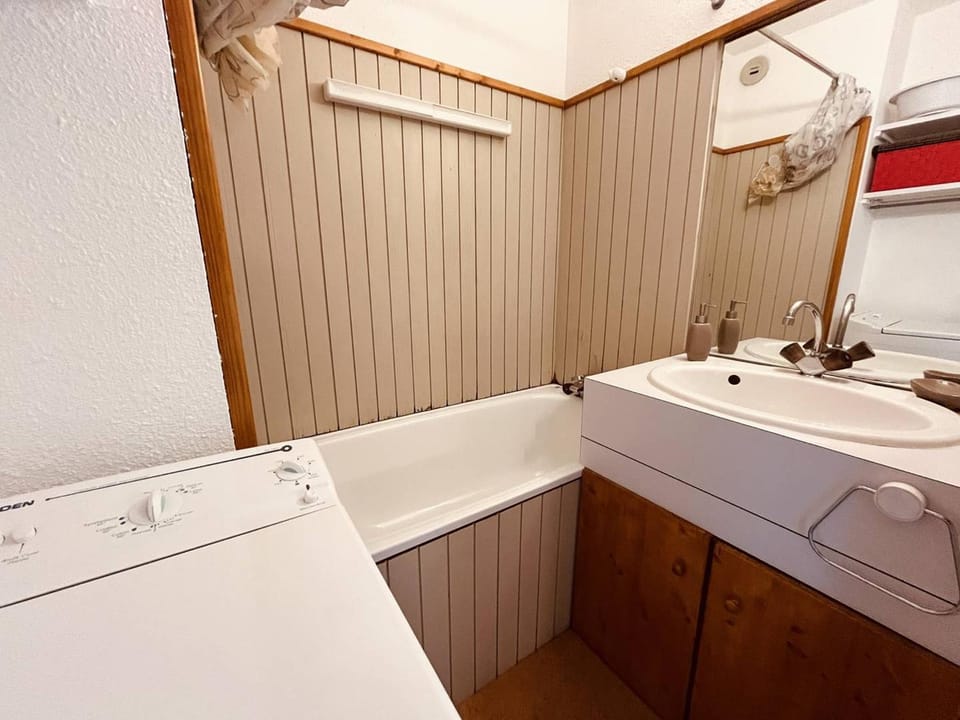Studio cosy 4 pers avec balcon, proche pistes et centre. Animaux admis. - FR-1-757-129 Apartment in Landry