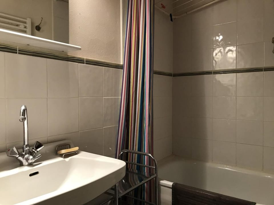 Chalet rustique pour 11 pers, accès direct pistes, animaux admis, Wi-Fi - FR-1-757-126 Chalet in Bellentre