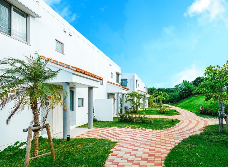 Property building, Day
