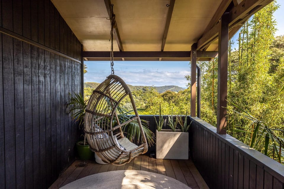 Patio, Balcony/Terrace, Seating area, Mountain view