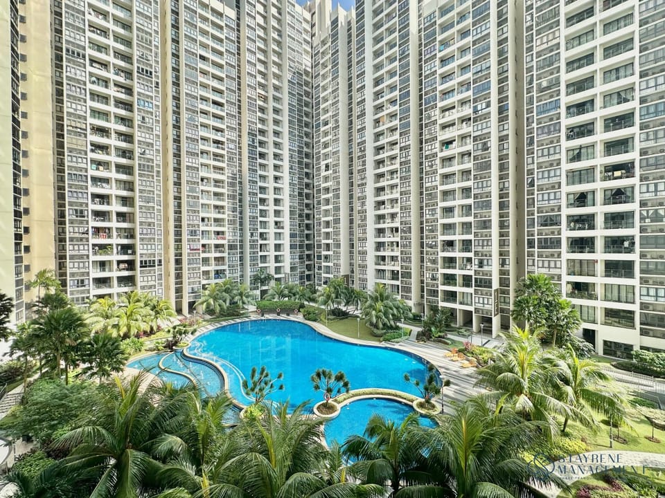 Pool view, Swimming pool