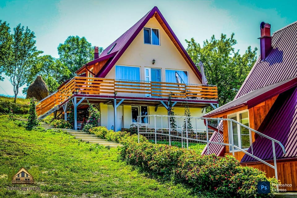 Property building, Garden, Garden view