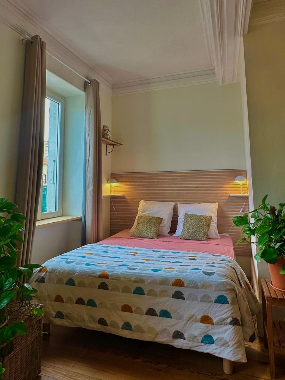 Grand loft lumineux, hyper centre & parking privé Apartment in Provence