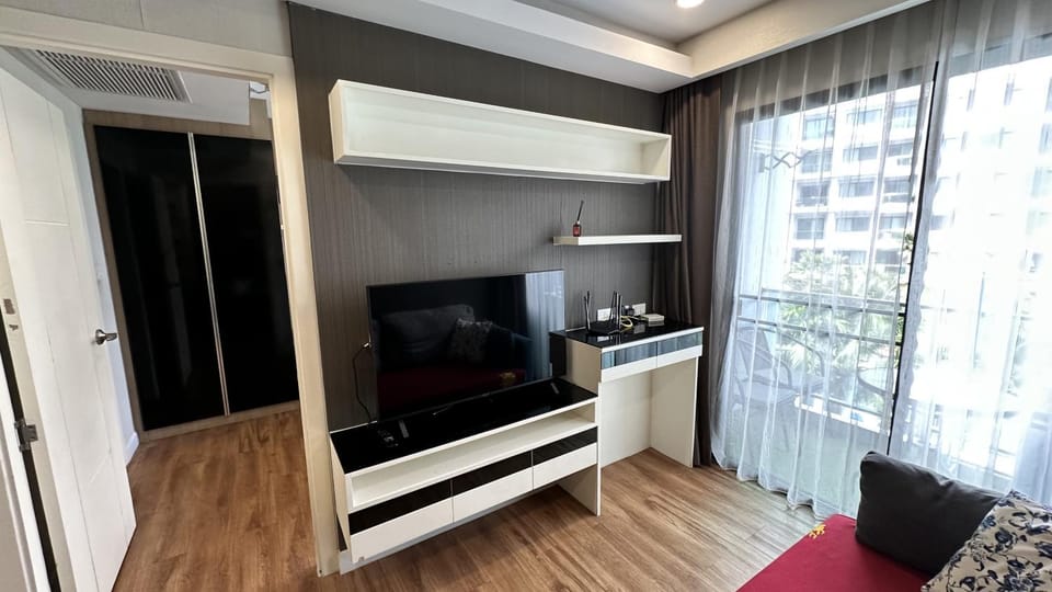 TV and multimedia, Kitchen or kitchenette