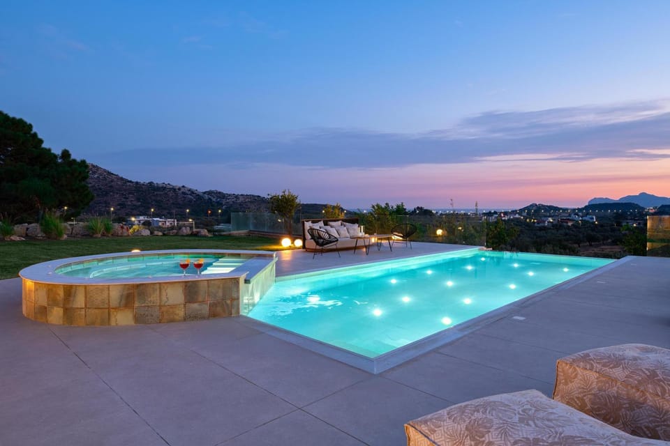 Day, Night, Natural landscape, Mountain view, Pool view, Swimming pool, sunbed