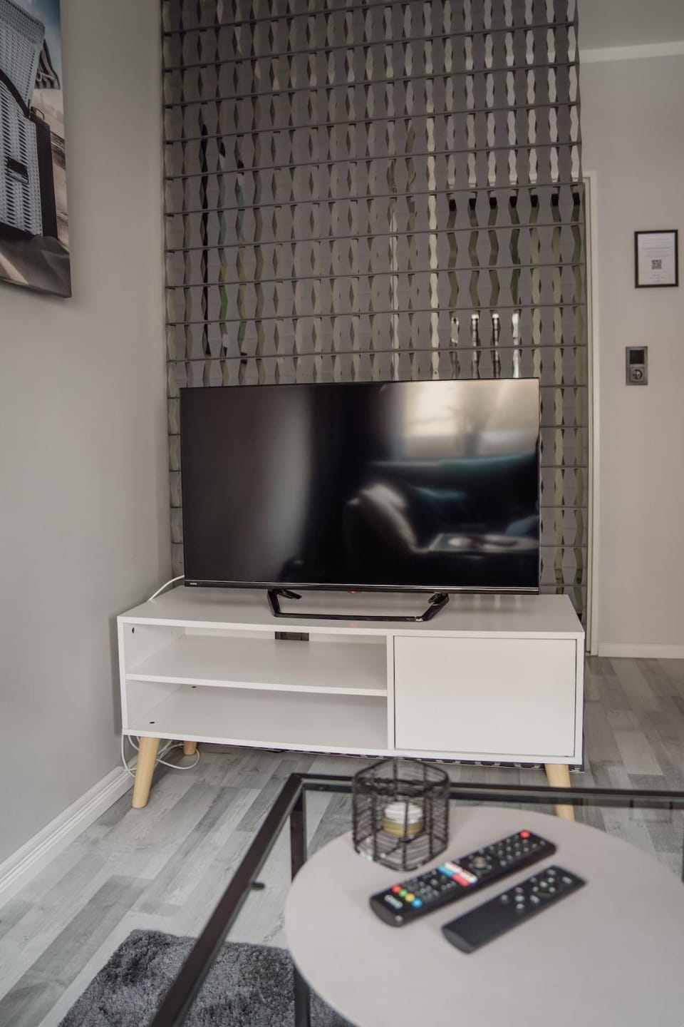 TV and multimedia, Evening entertainment