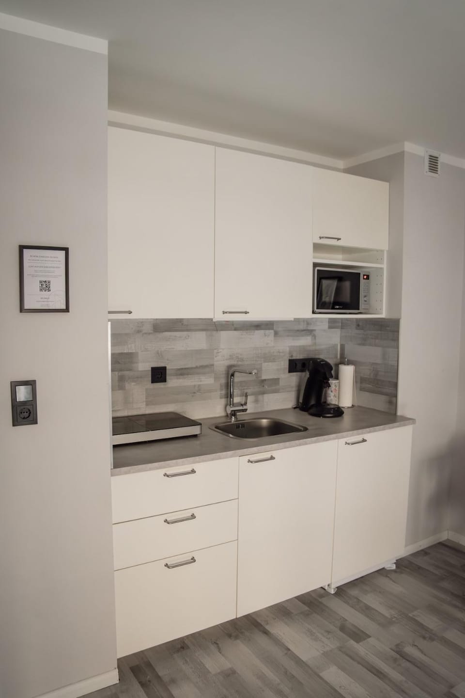 Kitchen or kitchenette, stove