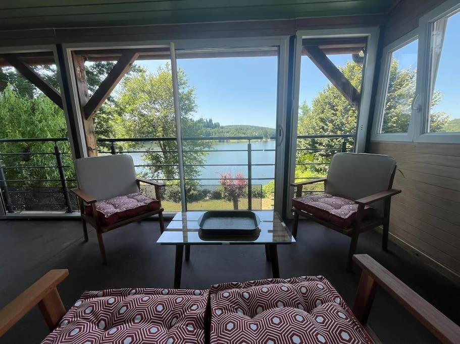 Patio, Natural landscape, View (from property/room), Balcony/Terrace, Seating area, Lake view, River view