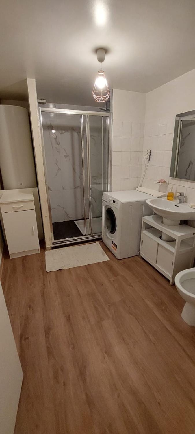 Shower, Bathroom, washing machine