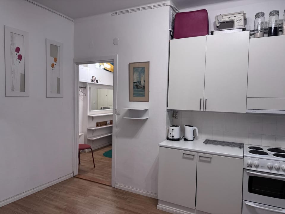 Facade/entrance, Kitchen or kitchenette, kitchen, kitchen