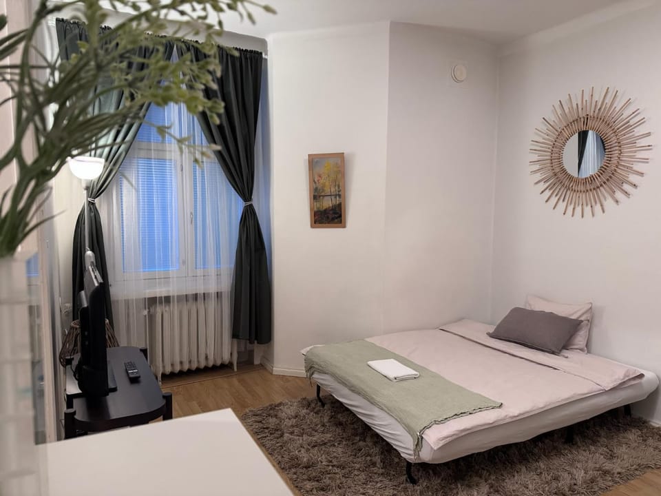 Bed, Living room, Bedroom