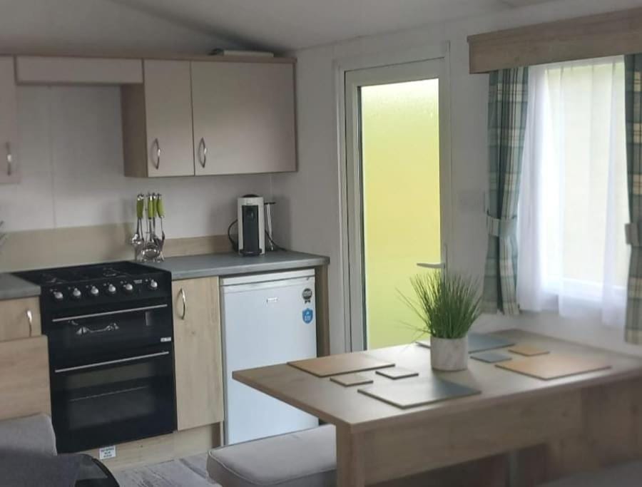 Sea breeze, modern, cosy holiday home House in Barrow-in-Furness District