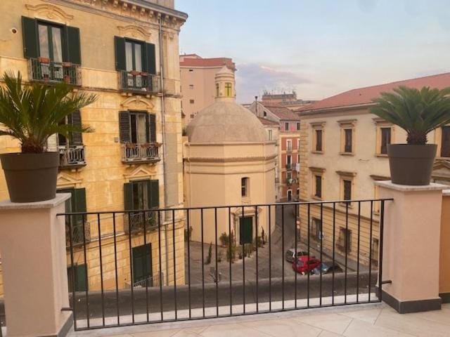 iMoRTiCELLi - Unconventional House Apartment in Salerno