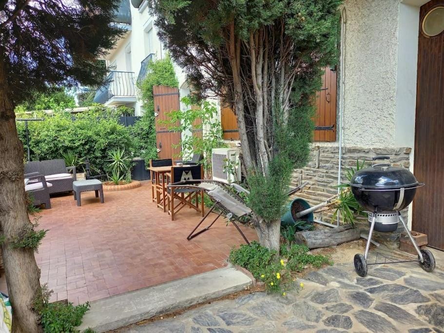 Patio, BBQ facilities, Garden