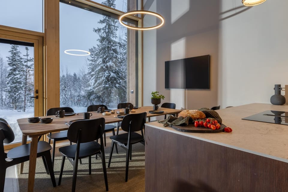 Winter, TV and multimedia, Dining area