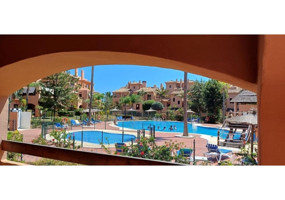 Pool view, Swimming pool