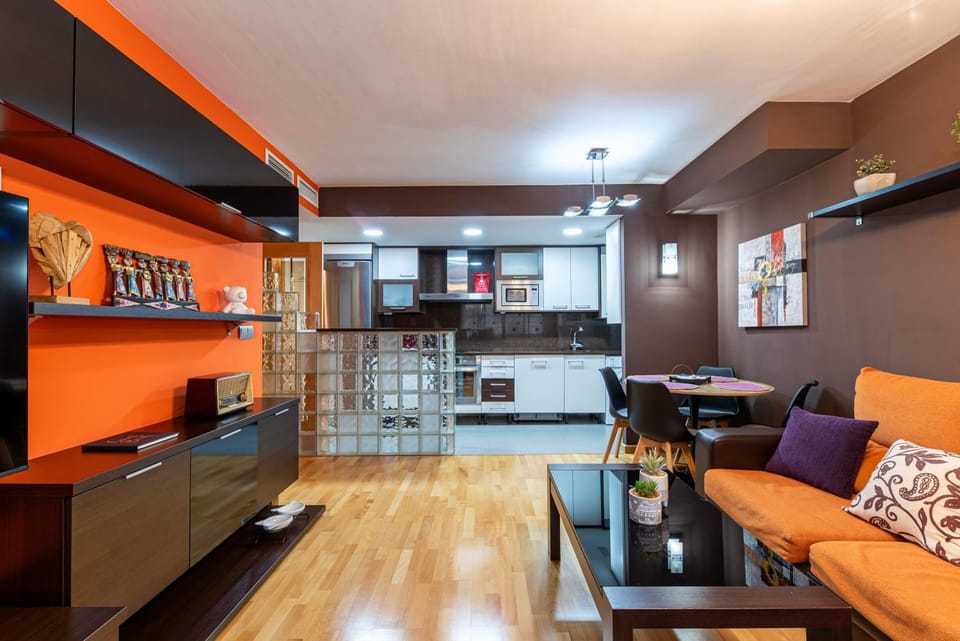 Communal lounge/ TV room