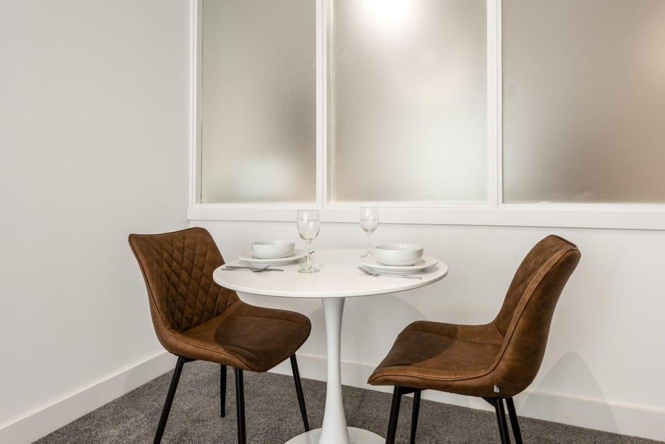Modern and Spacious Central Rotherham Studio Apartment in Rotherham