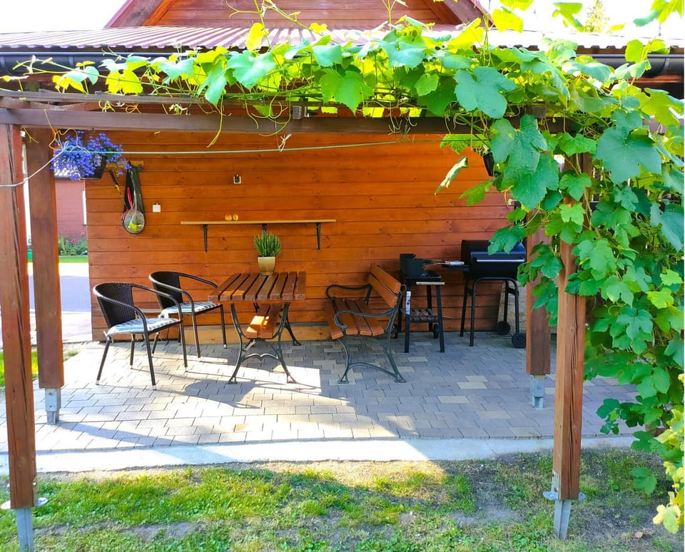 BBQ facilities, Garden
