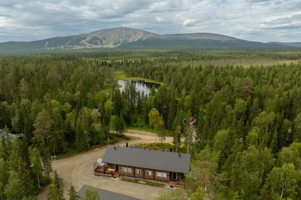 Property building, Day, Natural landscape, Bird's eye view, River view