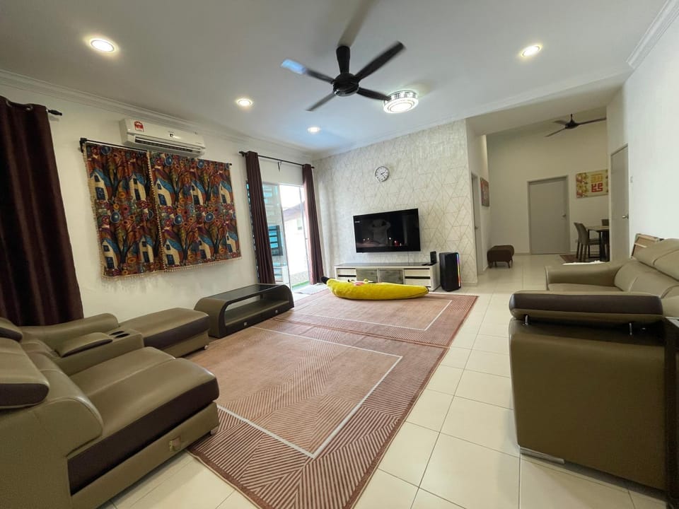 Ahlam Homestay Melaka Villa in Malacca