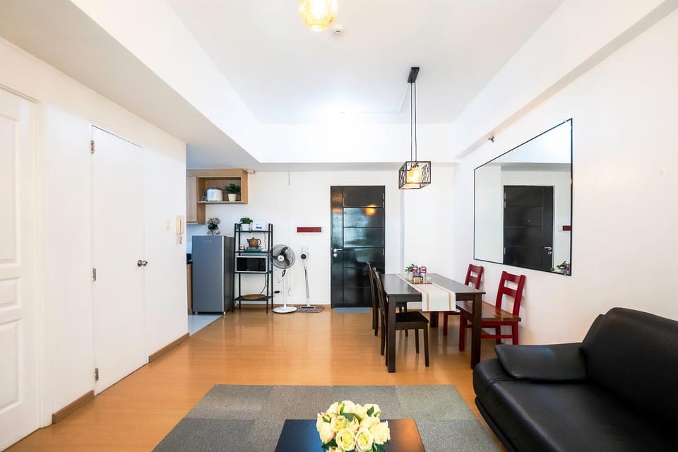 Premium 1BR unit at The Avant Apartment in Makati