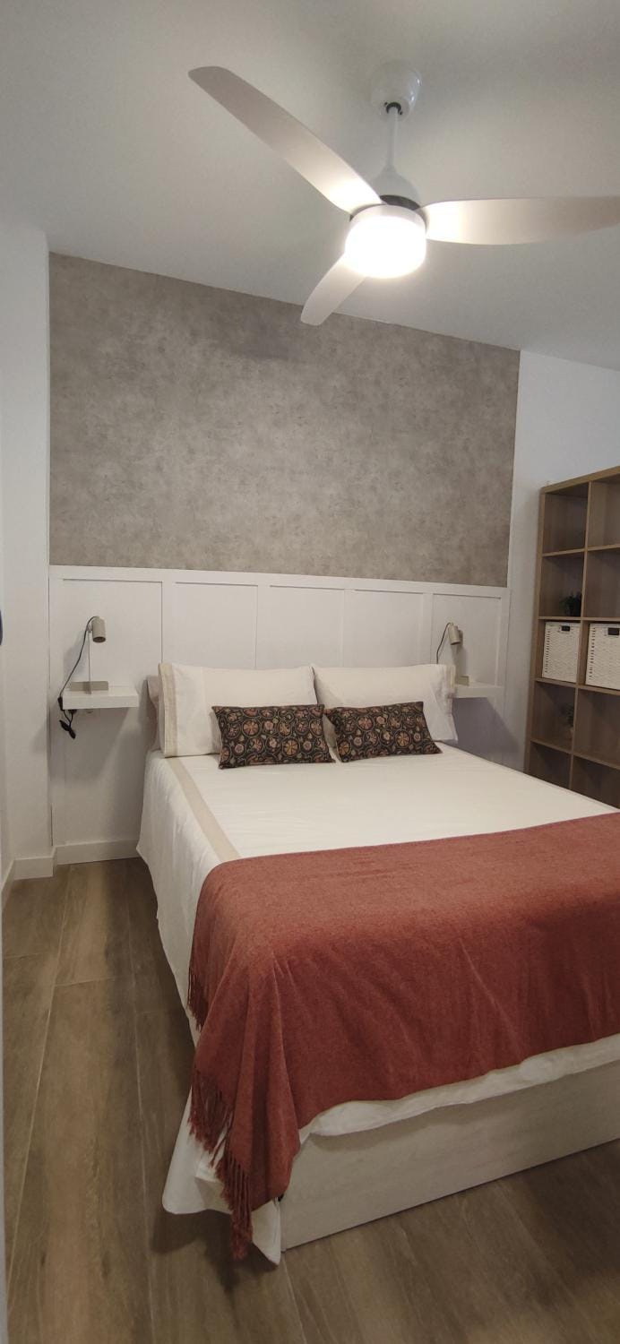 Bed, Photo of the whole room, Bedroom, wardrobe