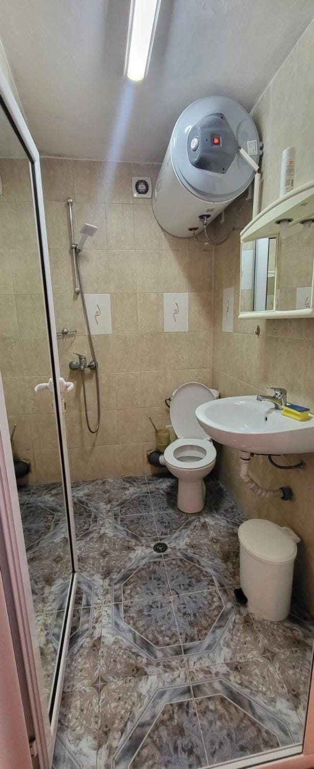 Toilet, Bathroom