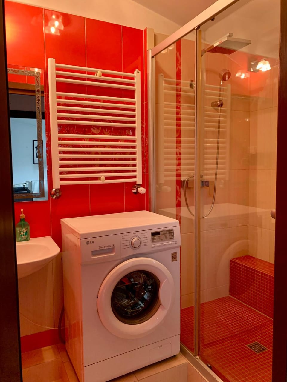 Shower, Bathroom, flat iron, hair dryier, washing machine, dryer