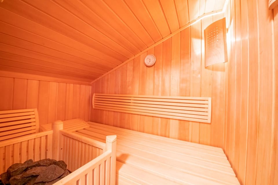 Am Edelweißanger Haus A Top 7 Apartment in Salzburgerland