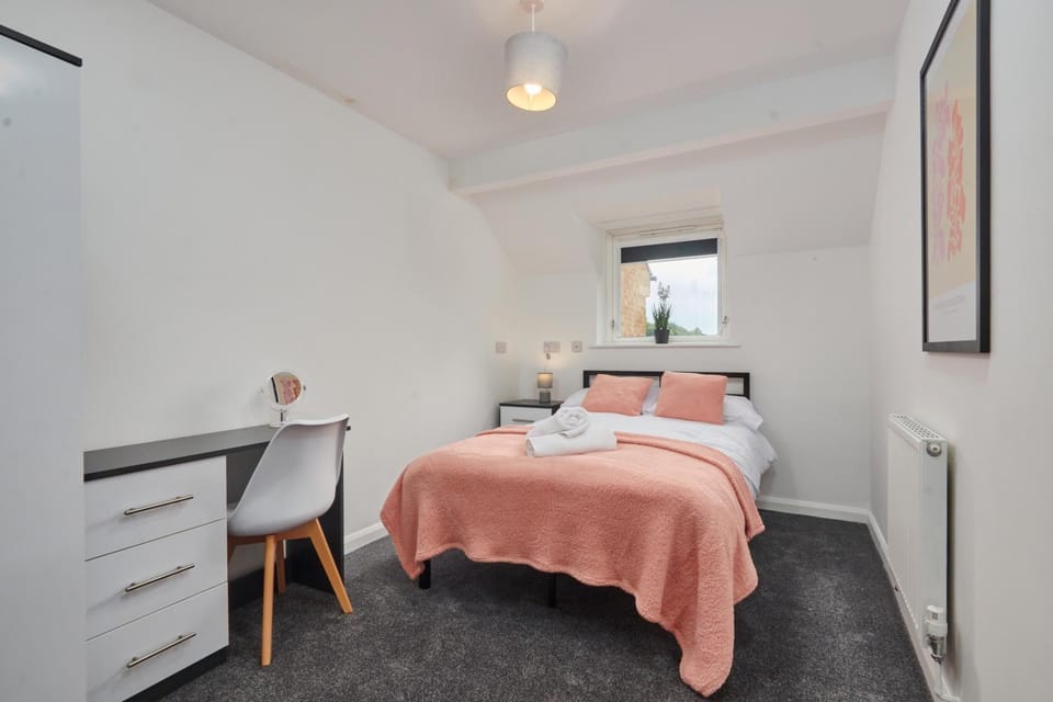 Spacious House in Sheffield With Parking House in Sheffield