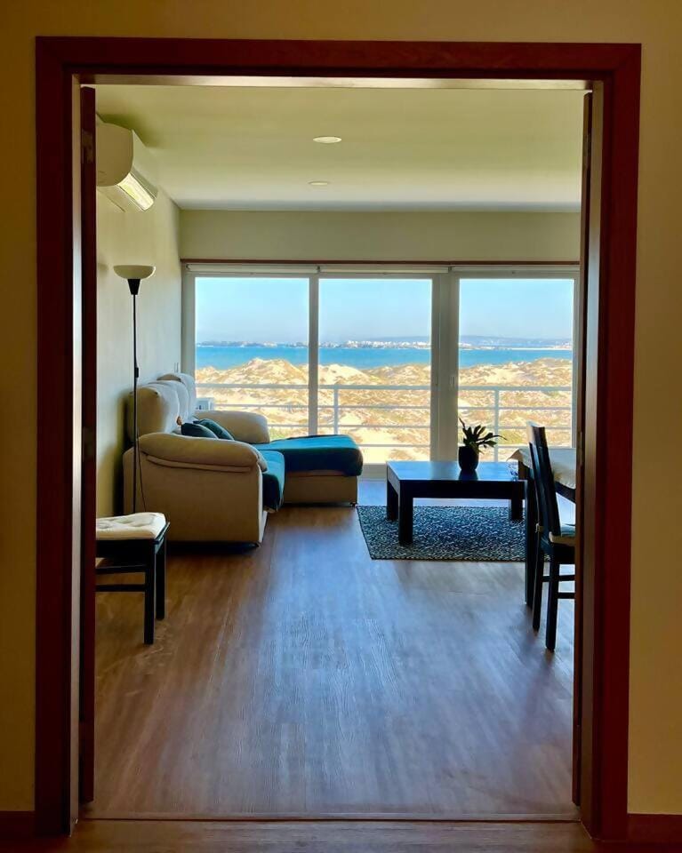 Sunrise • Vista Mar • 3 Quartos • Surf • Peniche Apartment in Peniche