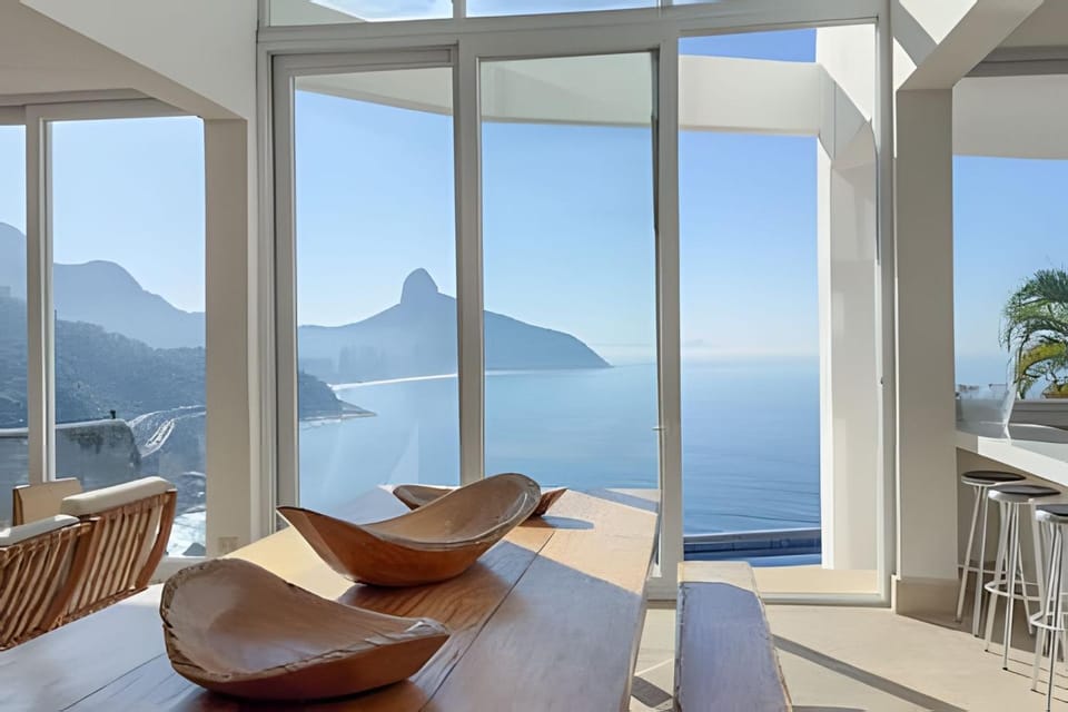 Dining area, Mountain view, Sea view