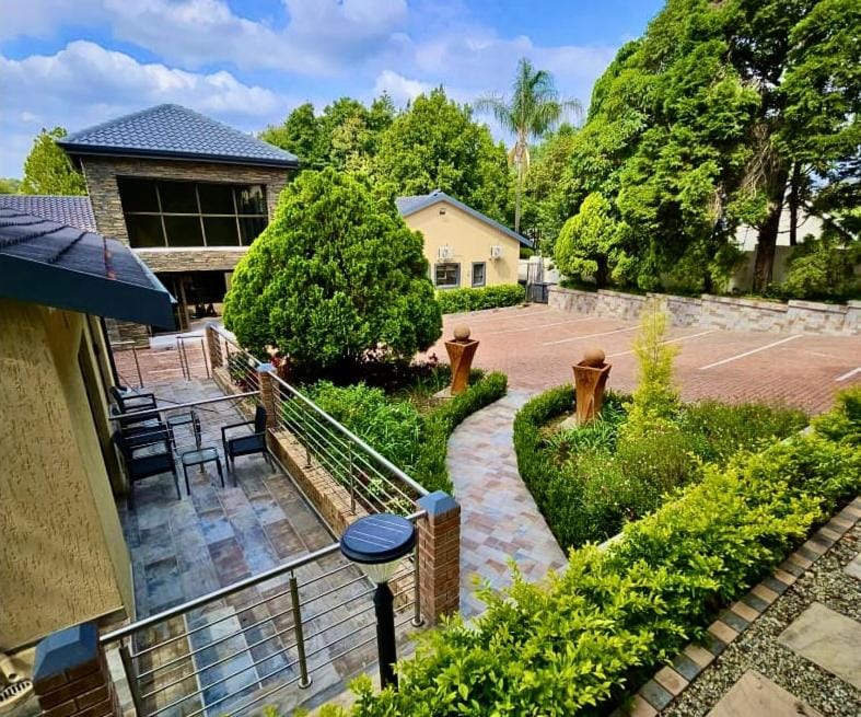 Fezeu's Place Bed and Breakfast in Sandton