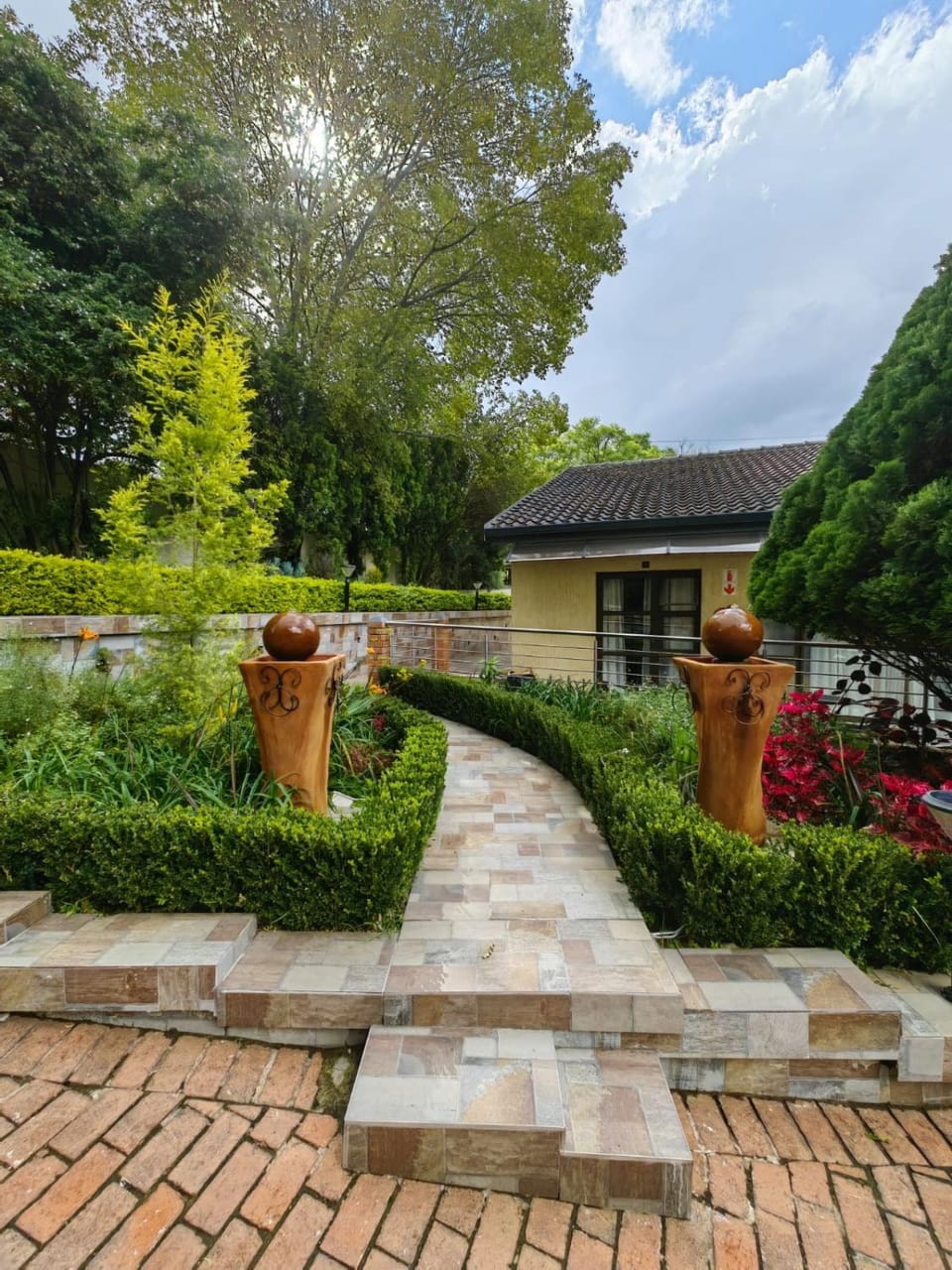 Property building, Garden, Garden view