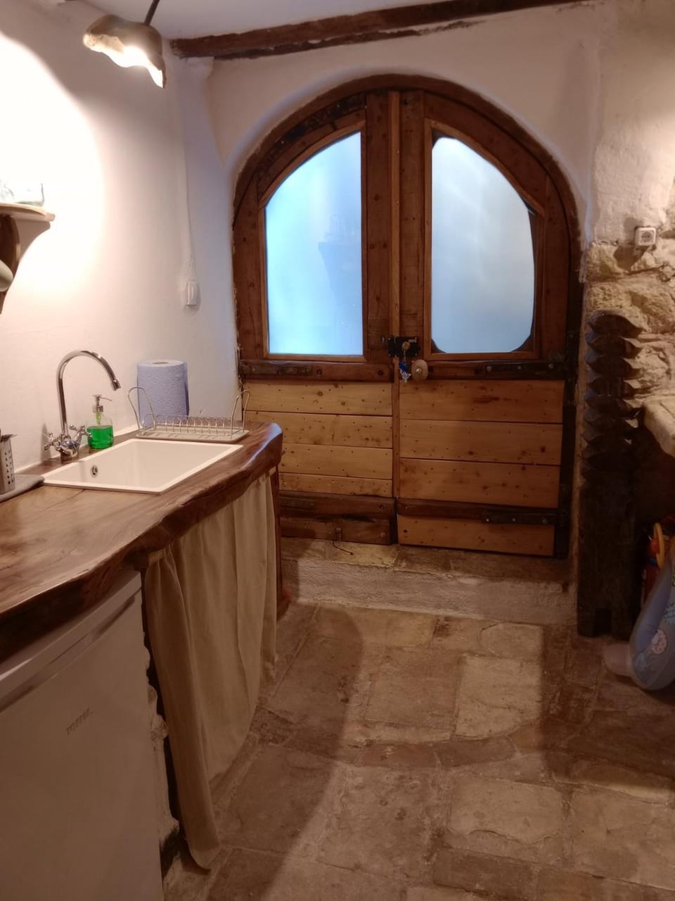 Chaos Woodcraft Apartment House in Peloponnese, Western Greece and the Ionian