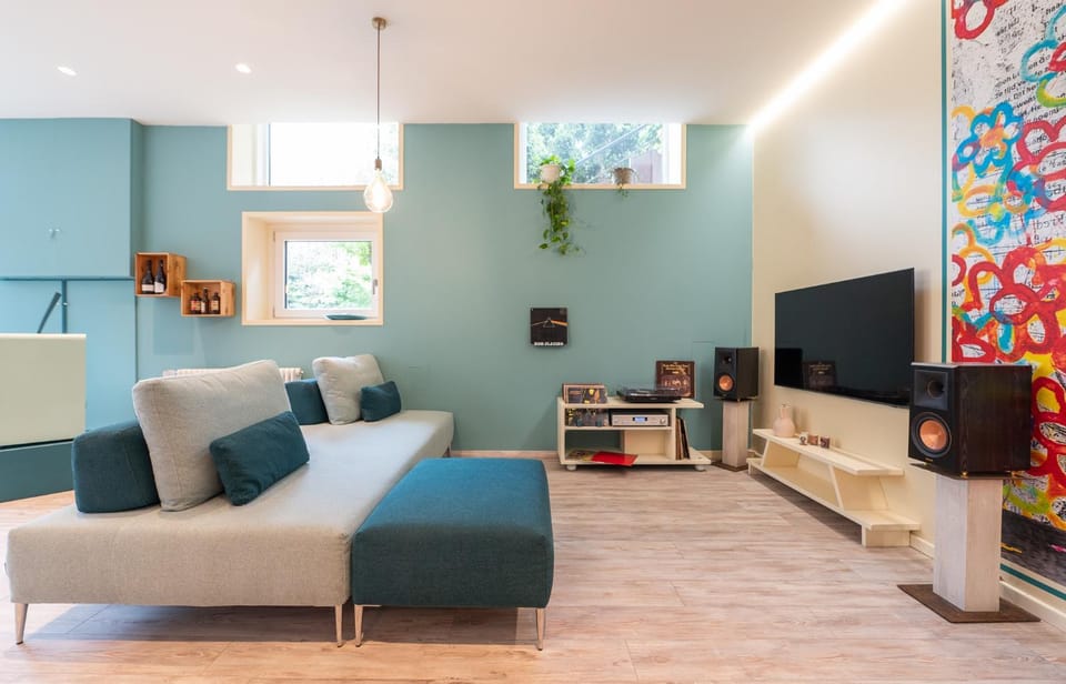 Living room, Seating area