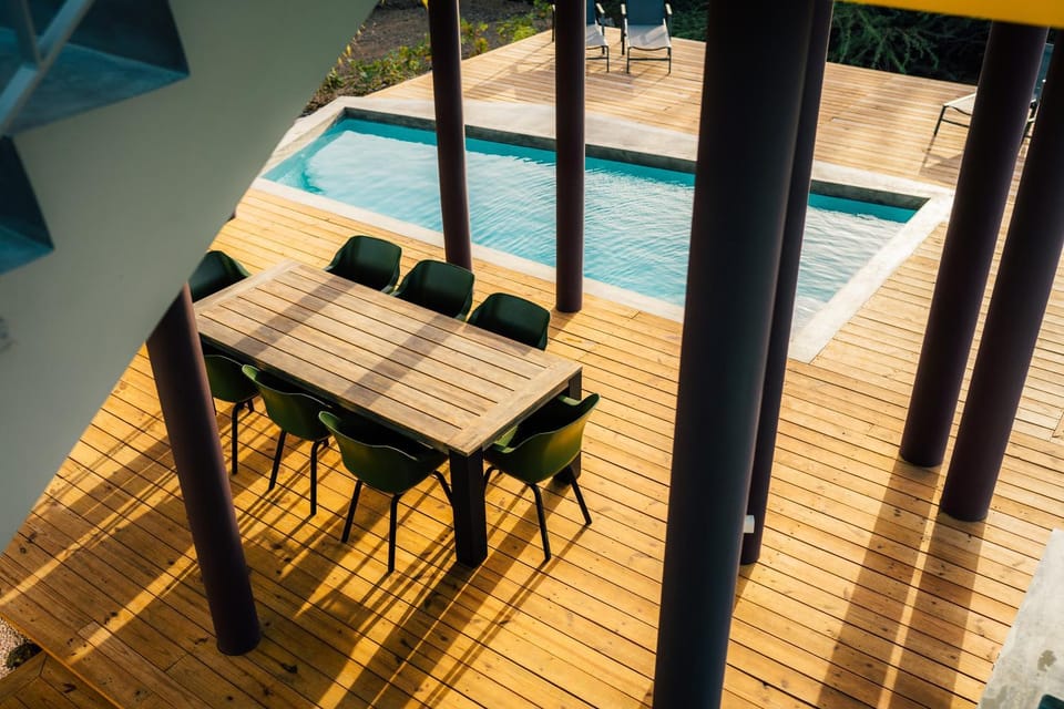 Patio, Day, View (from property/room), Balcony/Terrace, Dining area, Pool view, Swimming pool, sunbed