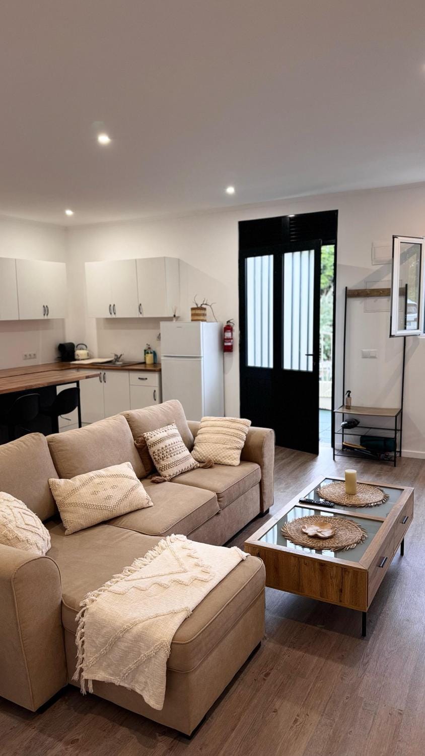 Revived Apartment in Madeira District