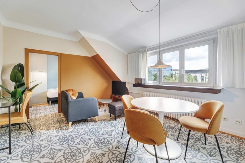 Living room, Seating area, Dining area