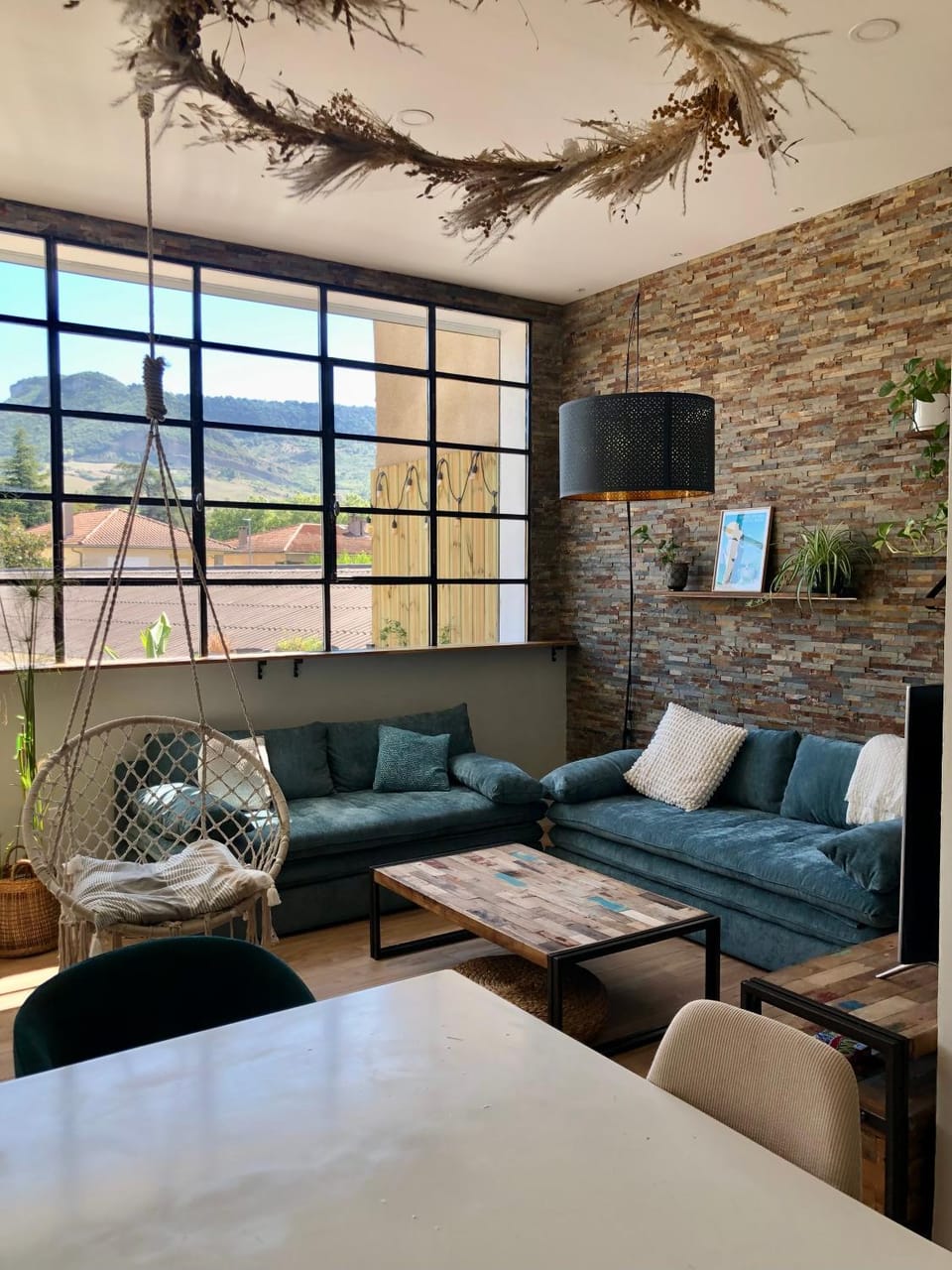 TV and multimedia, Living room
