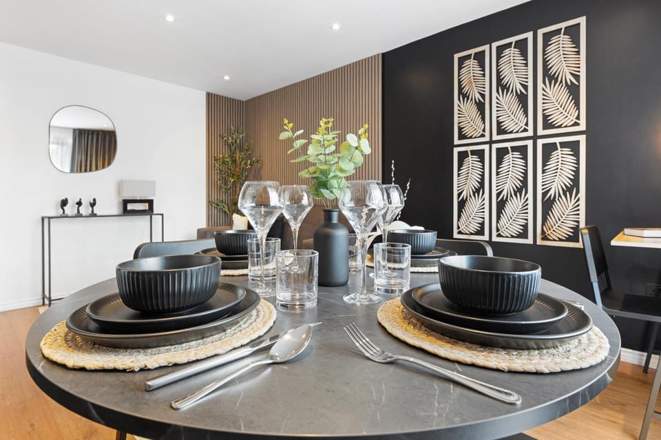 Dining area, Dinner
