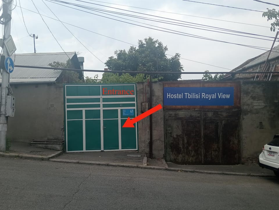Facade/entrance